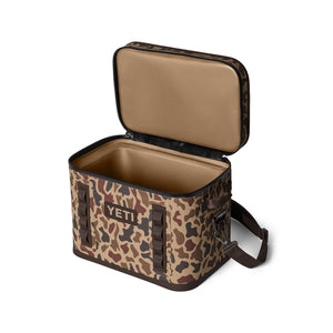 YETI Hopper Flip 18 - Wetlands Camo